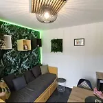 Tiny By Timo's Camp