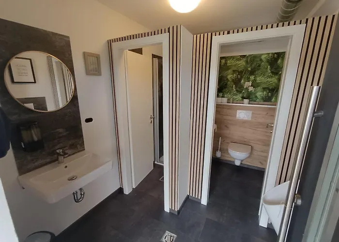 Tiny By Timo's Camp *