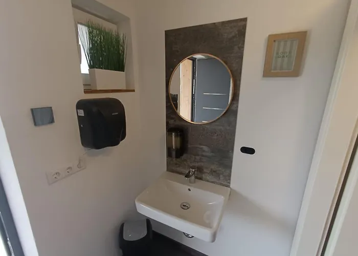 Tiny By Timo's Camp * Nochling